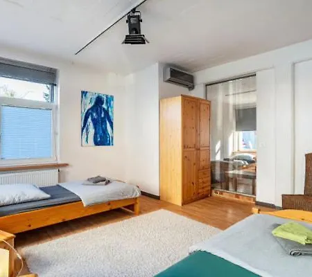 Loft Im Fabrikstil Mit 2 Eigenen Schlafzimmern Mit Wlan Und Parkplatz Apartment
