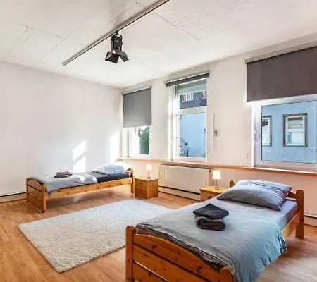 Loft Im Fabrikstil Mit 2 Eigenen Schlafzimmern Mit Wlan Und Parkplatz Apartment